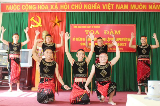 CÔNG ĐOÀN TTYT VỊ XUYÊN TỔ CHỨC TỌA ĐÀM KỶ NIỆM 87 NGÀY THÀNH LẬP HỘI LIÊN HIỆP PHỤ NỮ VIỆT NAM